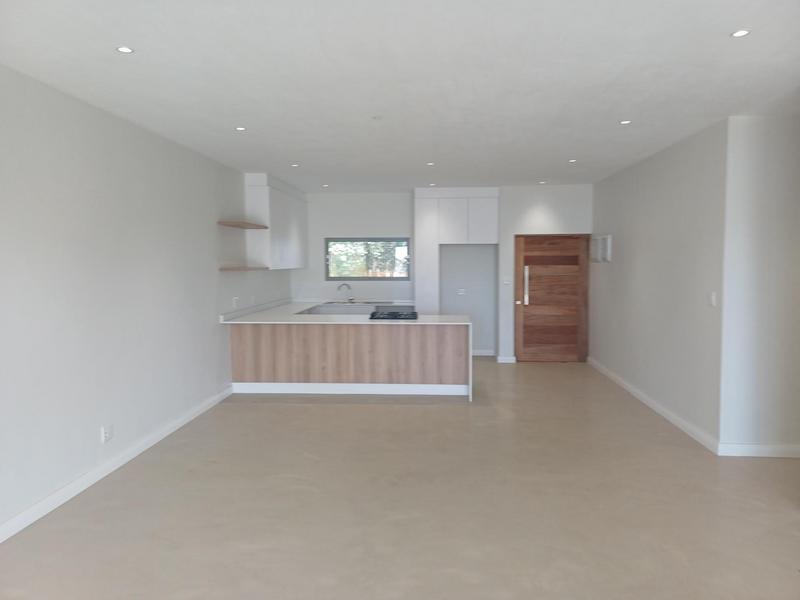 To Let 3 Bedroom Property for Rent in Salt Rock KwaZulu-Natal