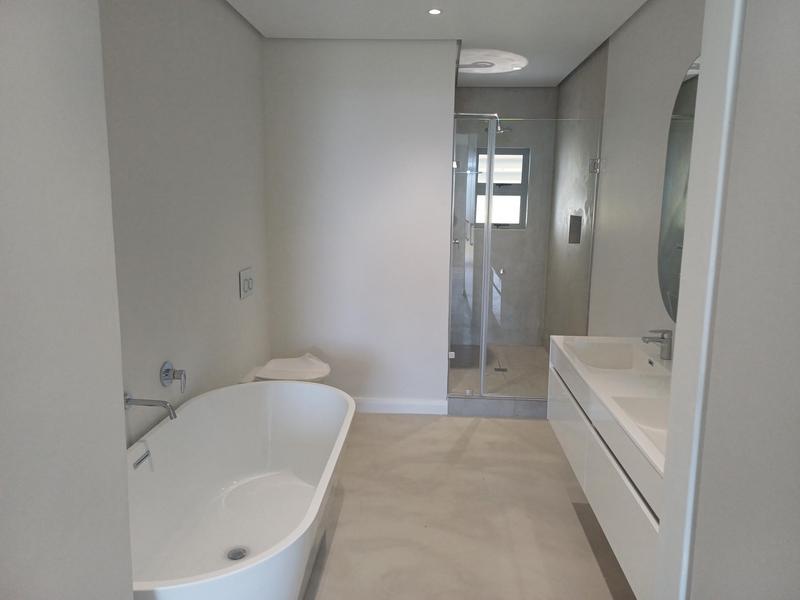 To Let 3 Bedroom Property for Rent in Salt Rock KwaZulu-Natal
