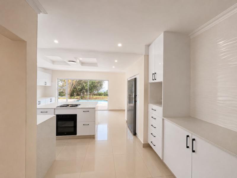 To Let 4 Bedroom Property for Rent in Durban North KwaZulu-Natal