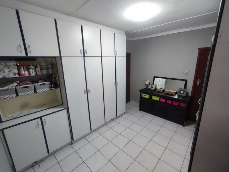 3 Bedroom Property for Sale in Shallcross KwaZulu-Natal