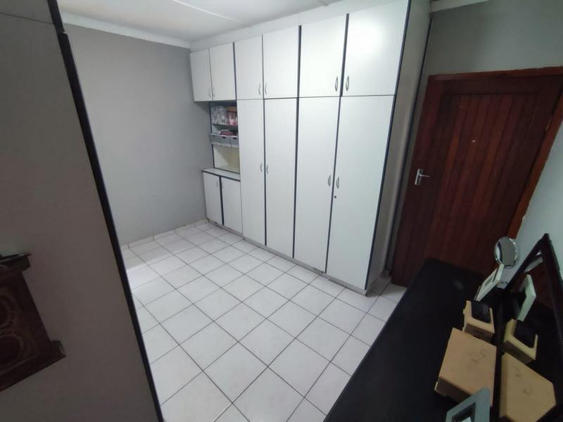 3 Bedroom Property for Sale in Shallcross KwaZulu-Natal