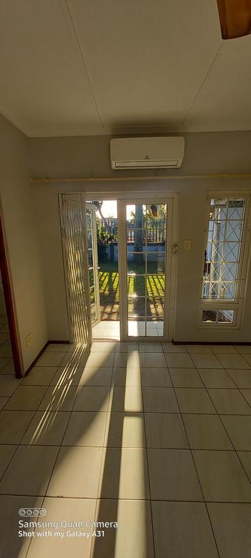 To Let 1 Bedroom Property for Rent in Meer En See KwaZulu-Natal