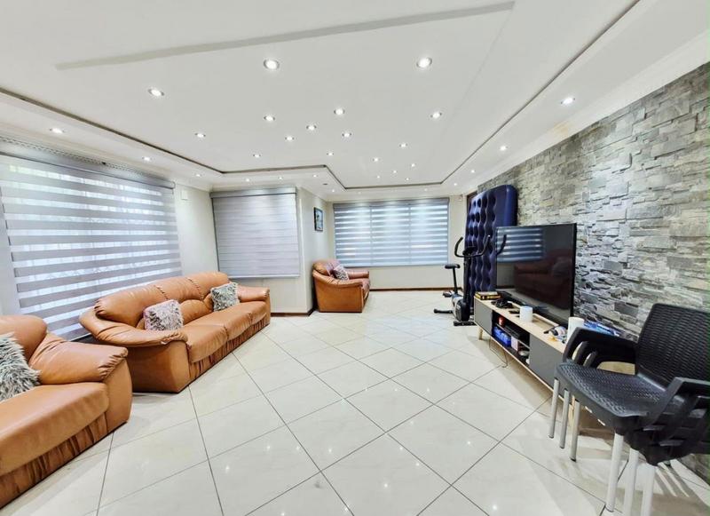 3 Bedroom Property for Sale in Brackenham KwaZulu-Natal