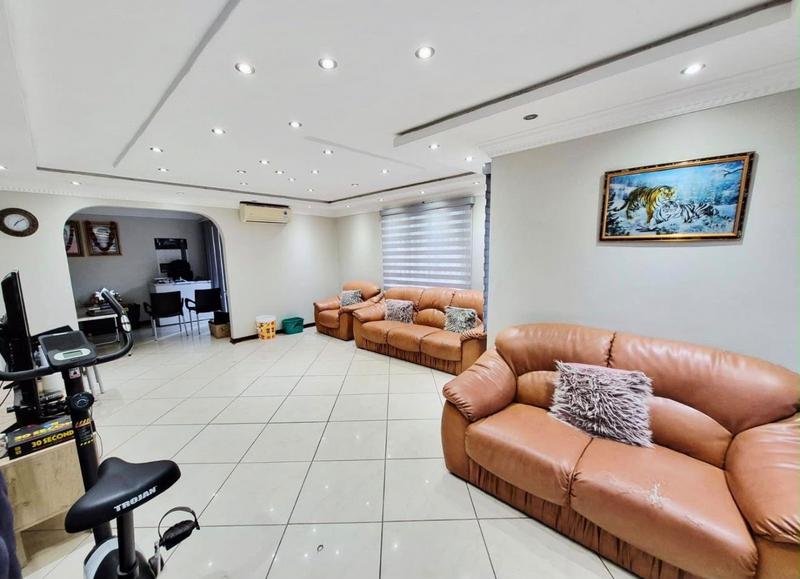3 Bedroom Property for Sale in Brackenham KwaZulu-Natal