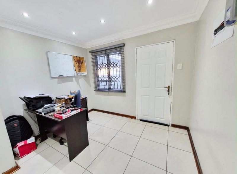 3 Bedroom Property for Sale in Brackenham KwaZulu-Natal