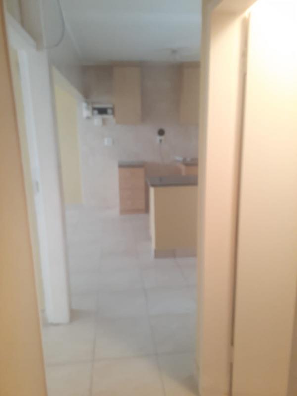 To Let 1 Bedroom Property for Rent in Overport KwaZulu-Natal