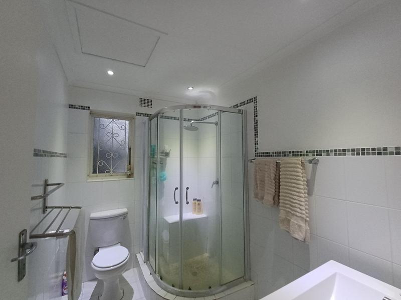 To Let 2 Bedroom Property for Rent in Durban North KwaZulu-Natal