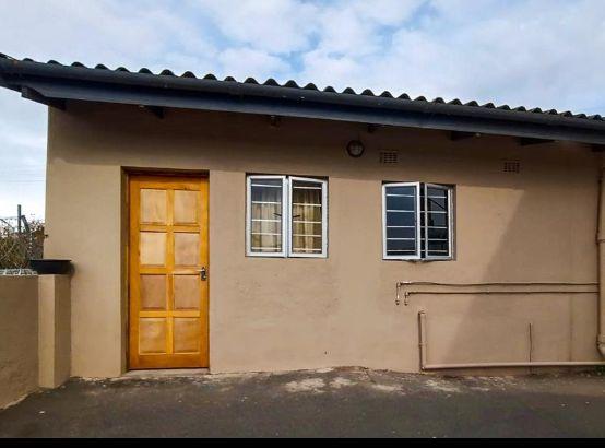 2 Bedroom Property for Sale in Crossmoor KwaZulu-Natal