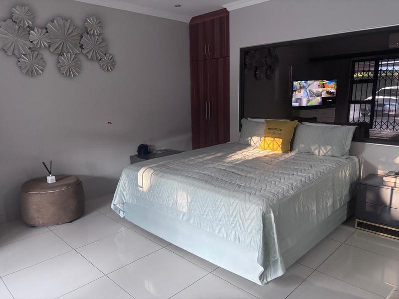 To Let Commercial Property for Rent in Meer En See KwaZulu-Natal