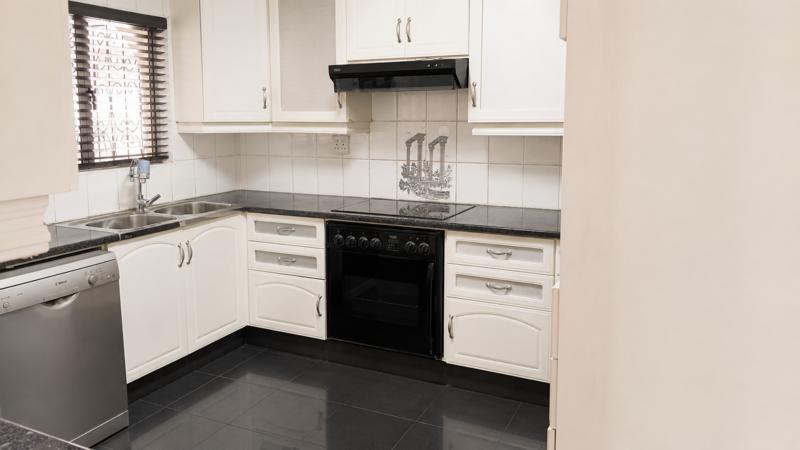 5 Bedroom Property for Sale in Clare Hills KwaZulu-Natal