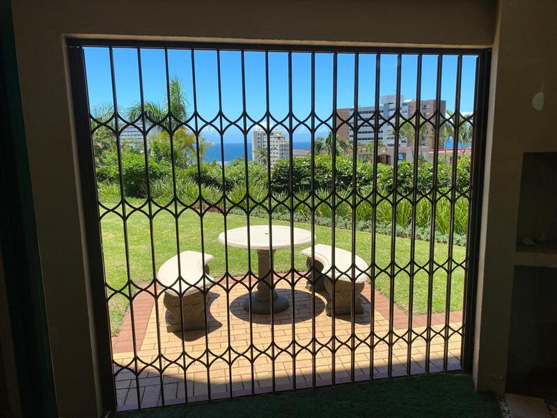 2 Bedroom Property for Sale in Umhlanga KwaZulu-Natal