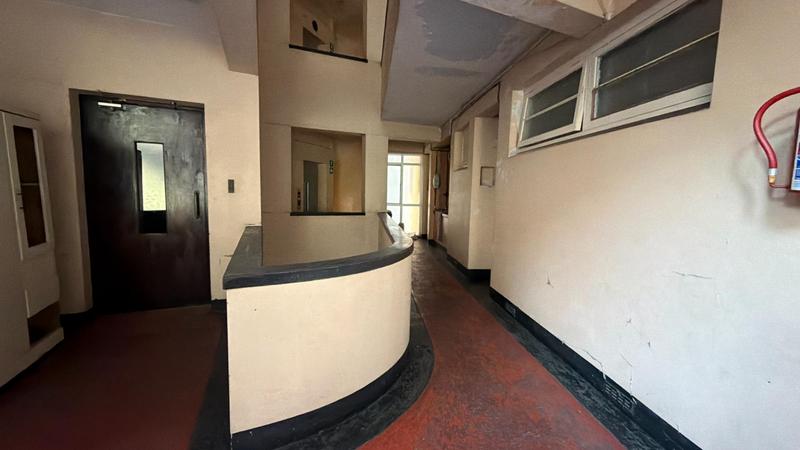 1 Bedroom Property for Sale in Durban Central KwaZulu-Natal