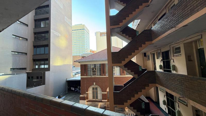 1 Bedroom Property for Sale in Durban Central KwaZulu-Natal