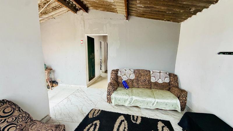 3 Bedroom Property for Sale in Kwandengezi KwaZulu-Natal