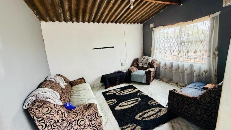 3 Bedroom Property for Sale in Kwandengezi KwaZulu-Natal