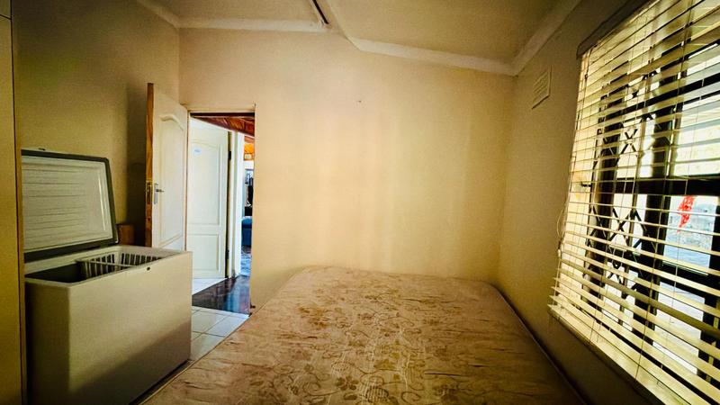 4 Bedroom Property for Sale in Ntuzuma KwaZulu-Natal