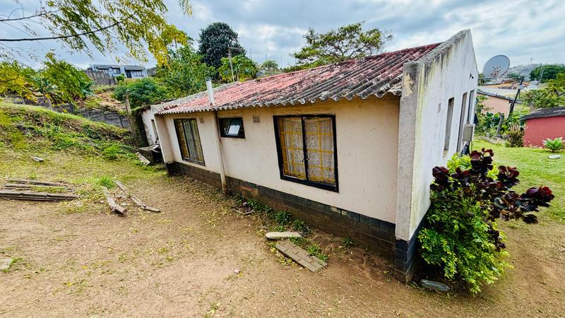 4 Bedroom Property for Sale in Umlazi KwaZulu-Natal
