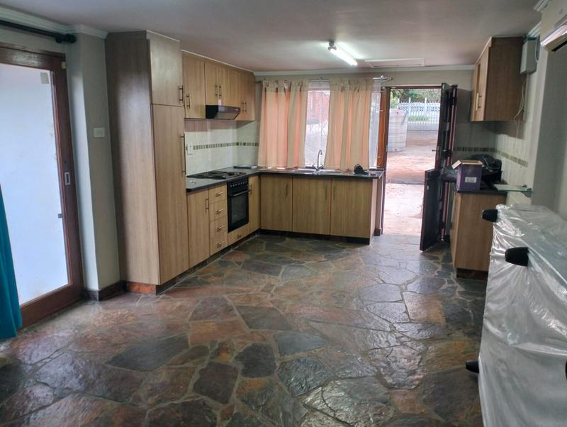 1 Bedroom Property for Sale in Saiccor Village KwaZulu-Natal
