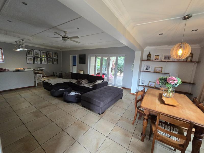 4 Bedroom Property for Sale in Scottburgh South KwaZulu-Natal