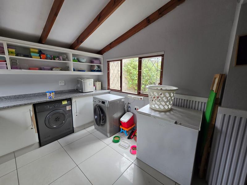 4 Bedroom Property for Sale in Scottburgh South KwaZulu-Natal