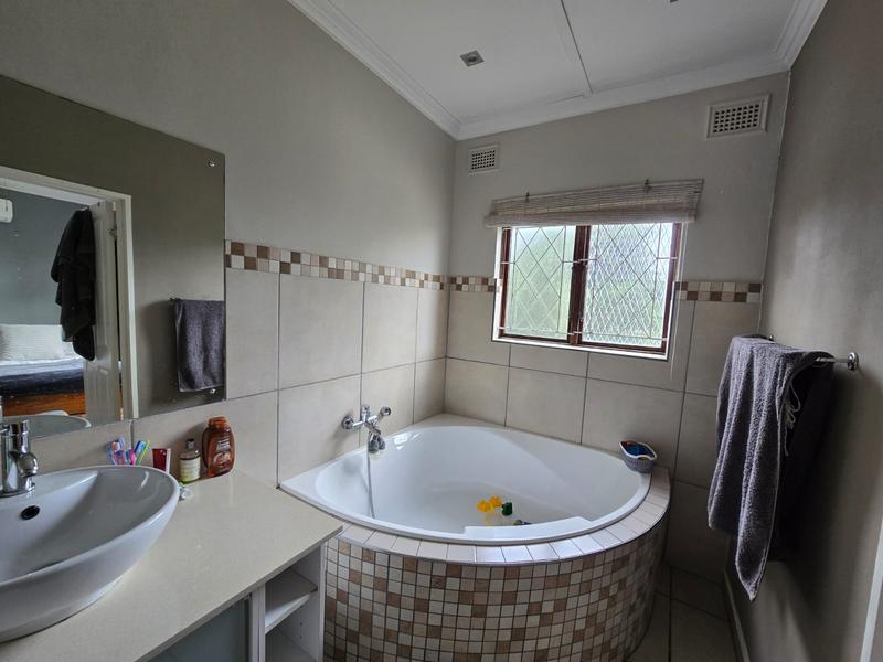 4 Bedroom Property for Sale in Scottburgh South KwaZulu-Natal