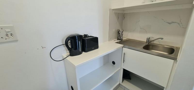 To Let 1 Bedroom Property for Rent in Greenwood Park KwaZulu-Natal