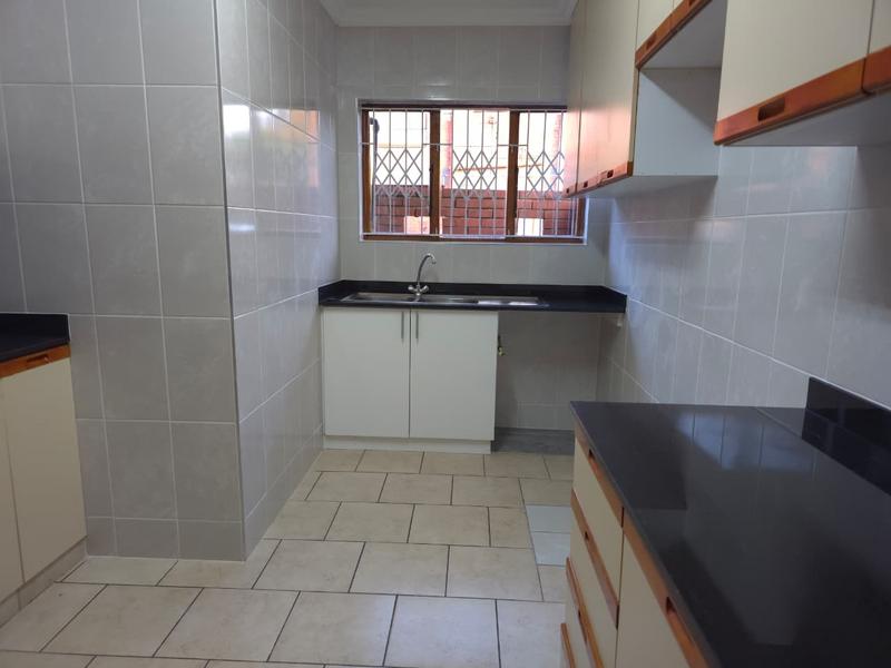 3 Bedroom Property for Sale in Waterways KwaZulu-Natal