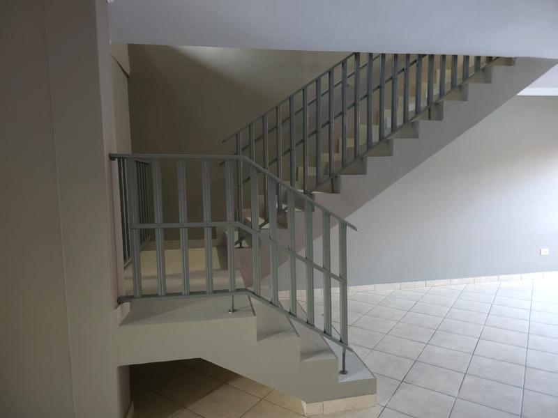 3 Bedroom Property for Sale in Waterways KwaZulu-Natal