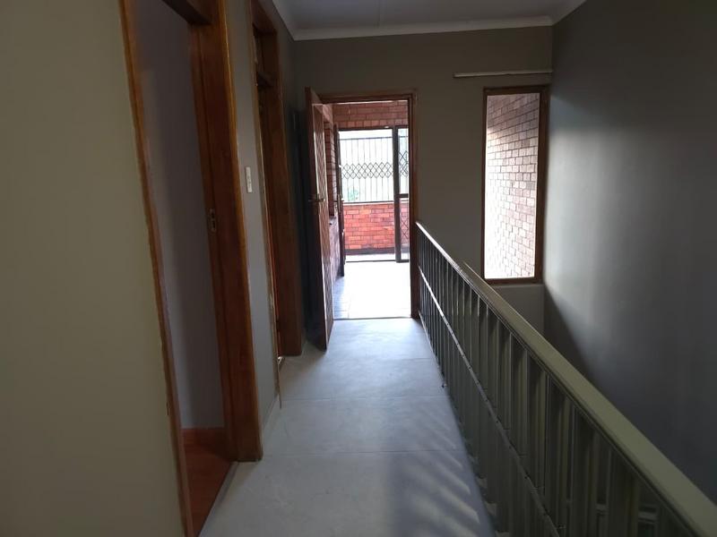3 Bedroom Property for Sale in Waterways KwaZulu-Natal