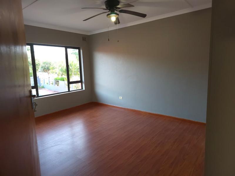 3 Bedroom Property for Sale in Waterways KwaZulu-Natal