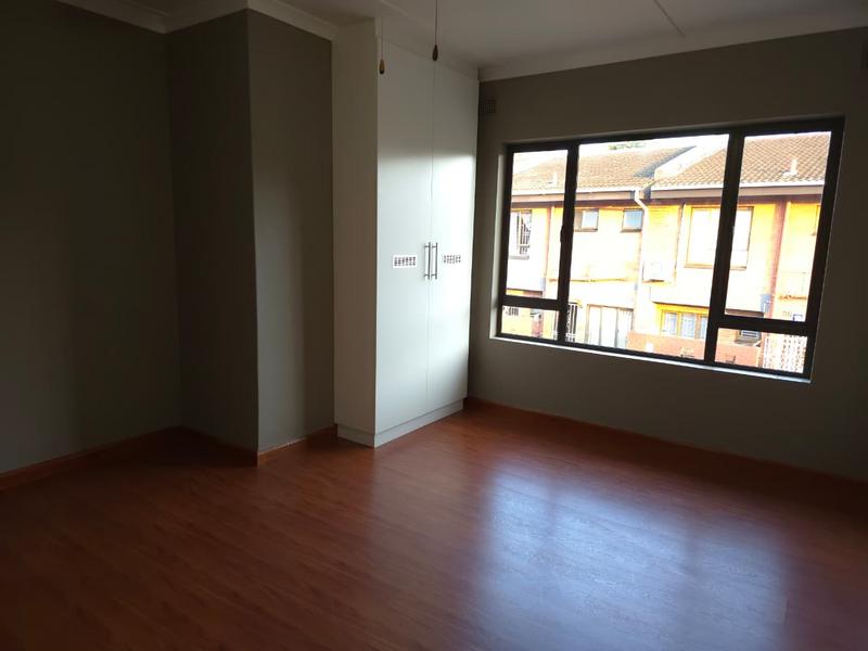 3 Bedroom Property for Sale in Waterways KwaZulu-Natal