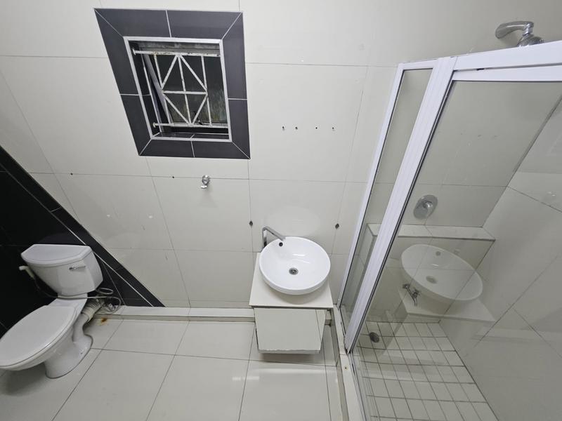 To Let 2 Bedroom Property for Rent in Durban Central KwaZulu-Natal