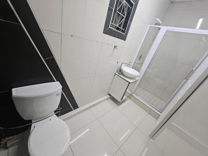 To Let 2 Bedroom Property for Rent in Durban Central KwaZulu-Natal