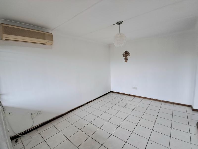 To Let 2 Bedroom Property for Rent in Reservoir Hills KwaZulu-Natal