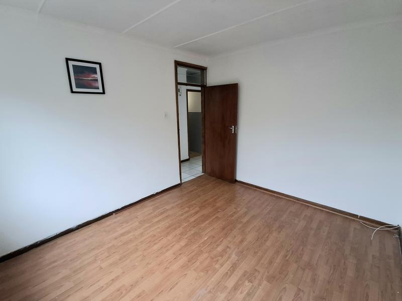 To Let 2 Bedroom Property for Rent in Reservoir Hills KwaZulu-Natal