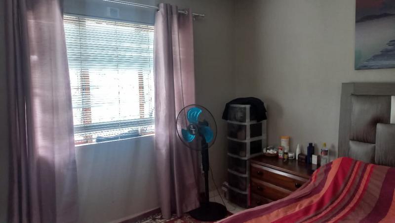 5 Bedroom Property for Sale in Bonela KwaZulu-Natal