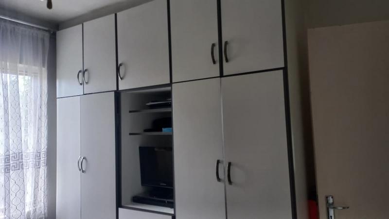 5 Bedroom Property for Sale in Bonela KwaZulu-Natal