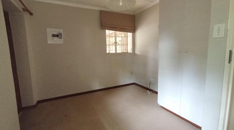 5 Bedroom Property for Sale in Scottsville KwaZulu-Natal