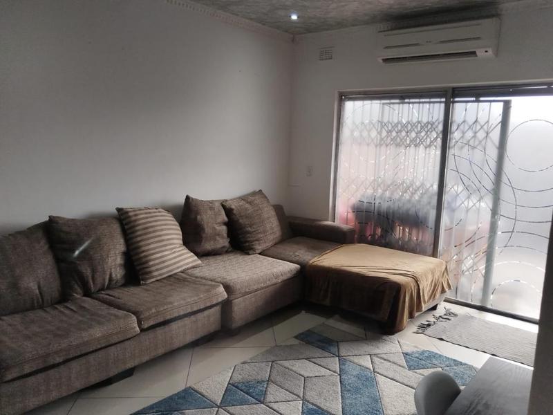 2 Bedroom Property for Sale in Brackenham KwaZulu-Natal