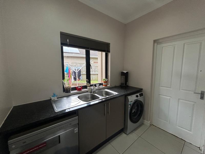 2 Bedroom Property for Sale in Zini River Estate KwaZulu-Natal