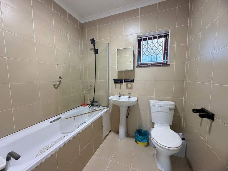 To Let 3 Bedroom Property for Rent in Atholl Heights KwaZulu-Natal