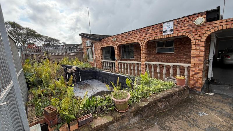 3 Bedroom Property for Sale in Lotus Park KwaZulu-Natal
