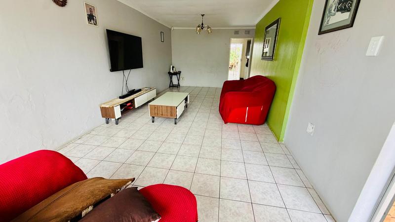 3 Bedroom Property for Sale in Lotus Park KwaZulu-Natal