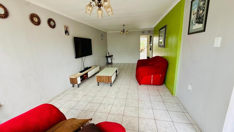 3 Bedroom Property for Sale in Lotus Park KwaZulu-Natal