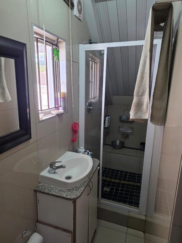 2 Bedroom Property for Sale in Shallcross KwaZulu-Natal
