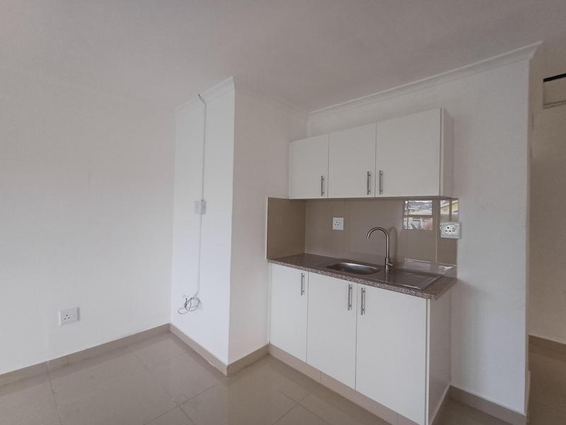 To Let 2 Bedroom Property for Rent in Overport KwaZulu-Natal