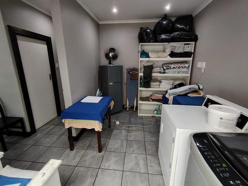 8 Bedroom Property for Sale in Umhlanga KwaZulu-Natal