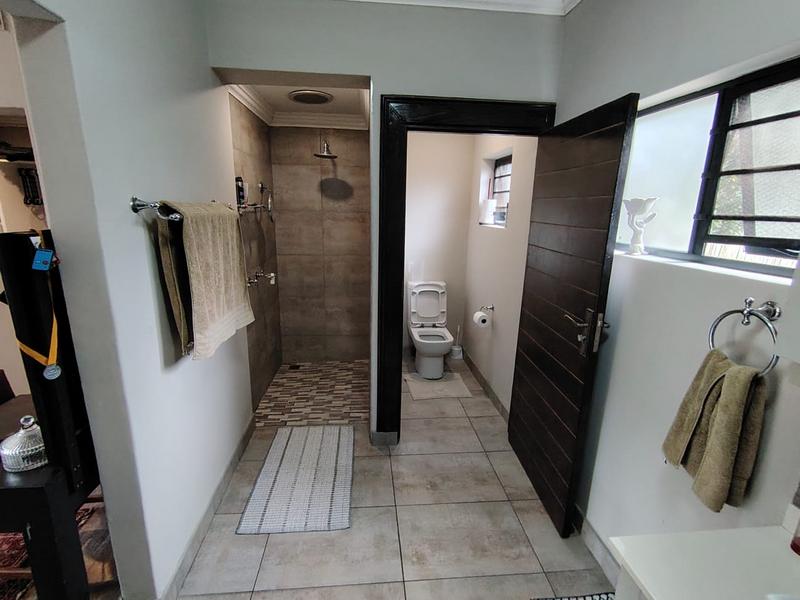 8 Bedroom Property for Sale in Umhlanga KwaZulu-Natal