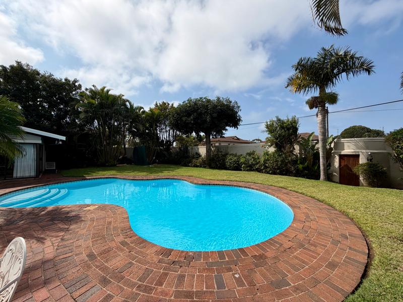 8 Bedroom Property for Sale in Umhlanga KwaZulu-Natal