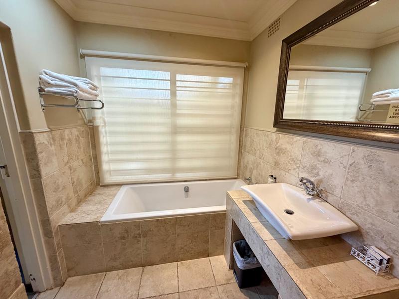 8 Bedroom Property for Sale in Umhlanga KwaZulu-Natal